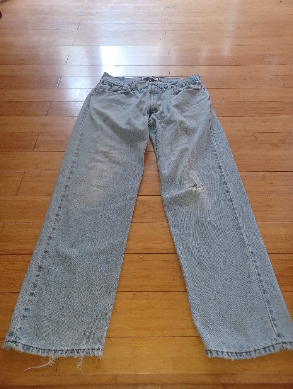 Levi's Light Blue Men's 550 Relaxed Fit  Jeans
